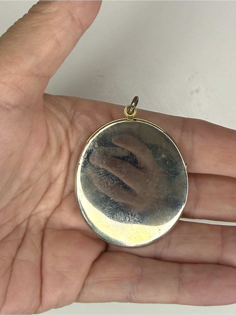 Vintage French Lady Portrait Filigree Locket Gold Tone Photo Pendant 1.75” - Picture 4 of 7